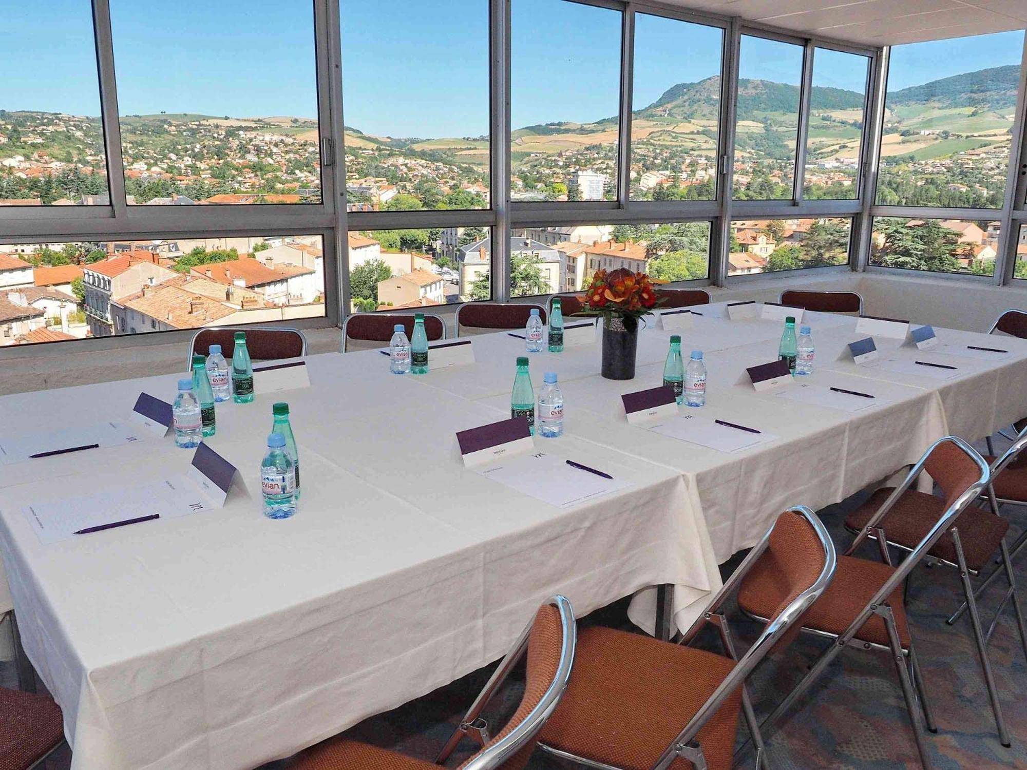 Mercure Millau Buitenkant foto